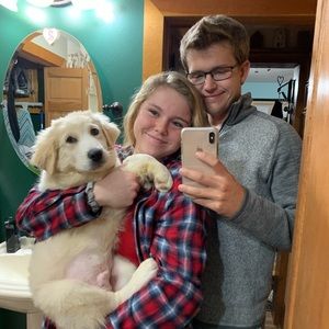 Meet your Posher, Kayla